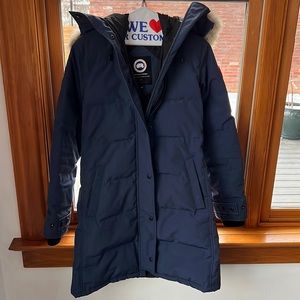 Canada Goose Shelburne Parka Women’s Small Navy